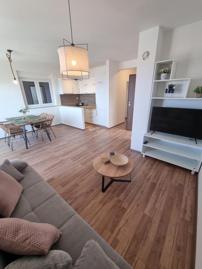 Sea View Apartment Rogoznica  Exterior photo